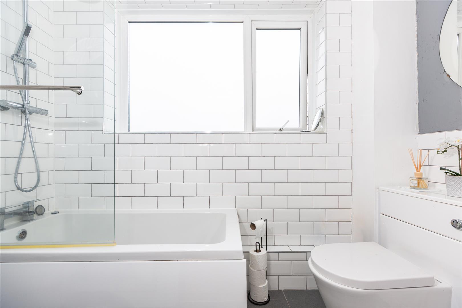 Vivian Street, Swansea, SA1 2LW